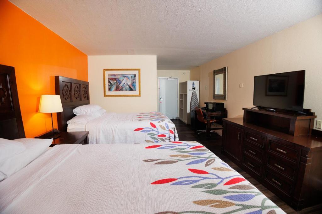 Garnet Inn And Suites Orlando Bagian luar foto
